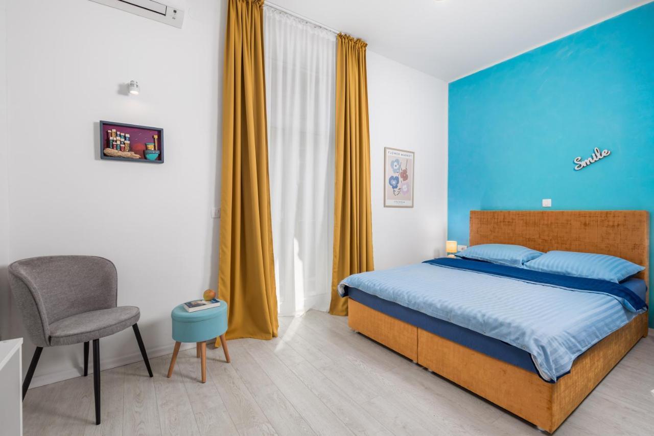 Studio Apartments Fran'S Rijeka Exterior photo